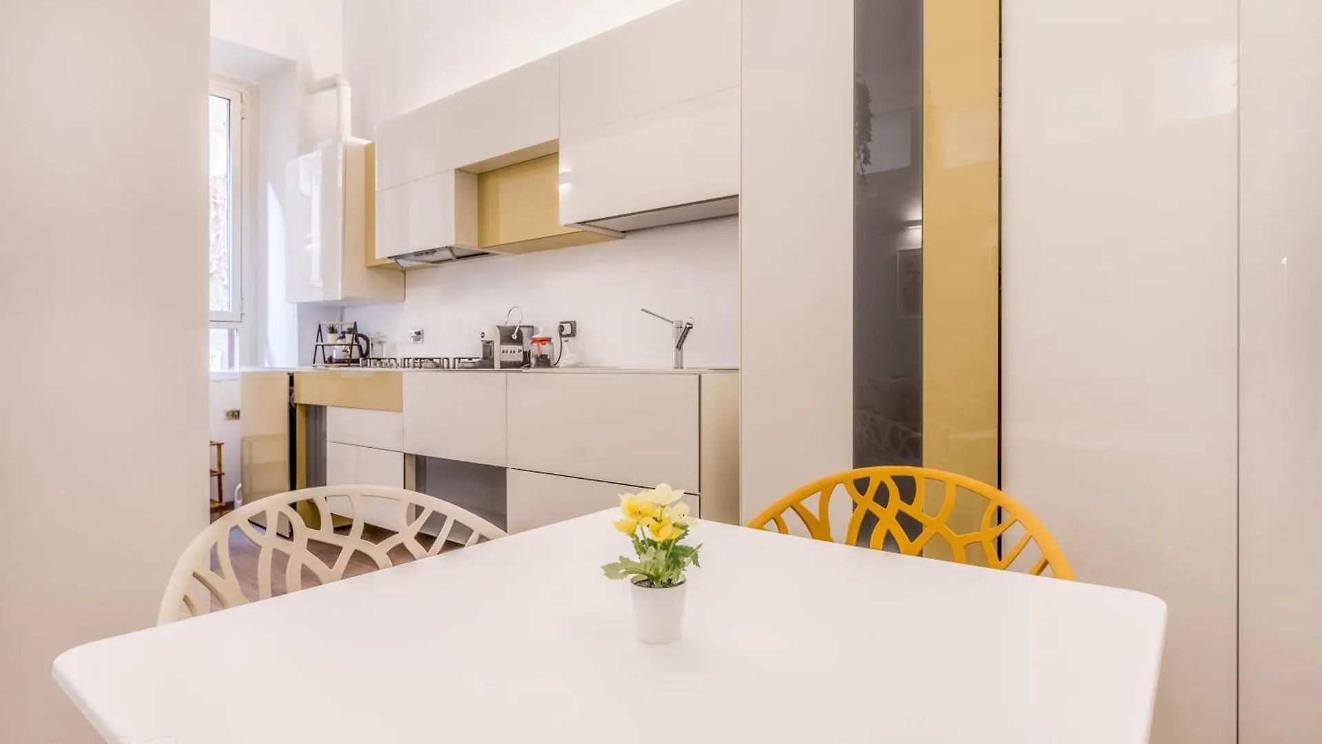 Cozy Rome - Newly Renovated Apartment Near Vatican City Italy