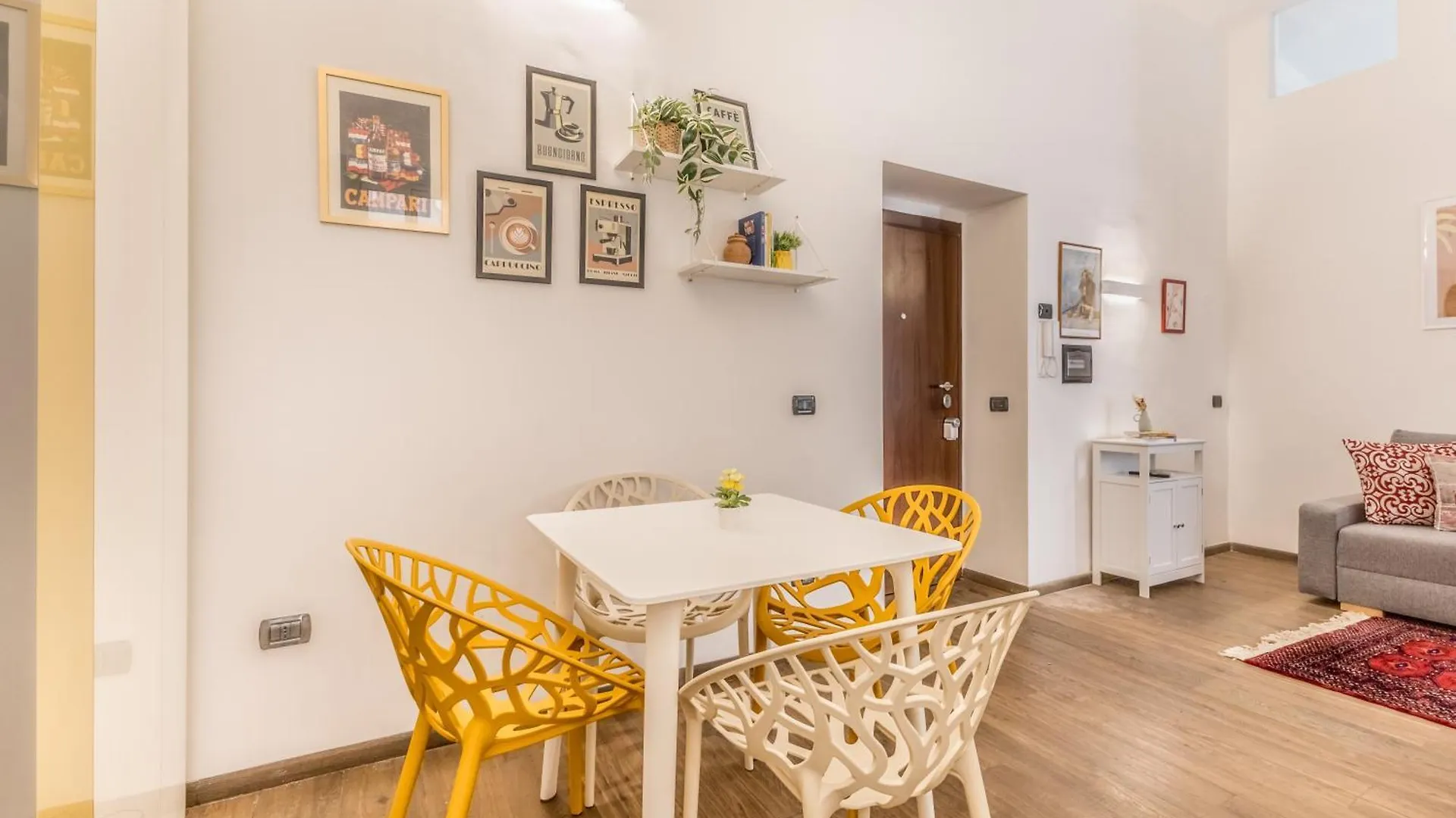 Cozy Rome - Newly Renovated Apartment Near Vatican City Italy