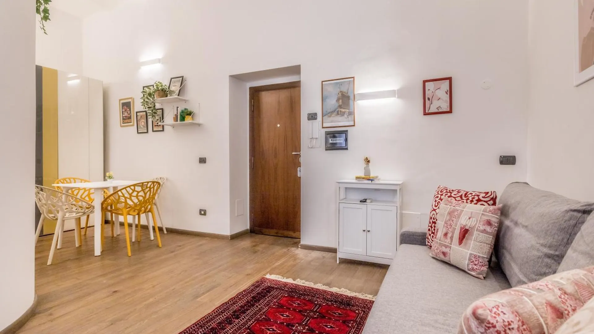 Cozy Rome - Newly Renovated Apartment Near Vatican City Italy